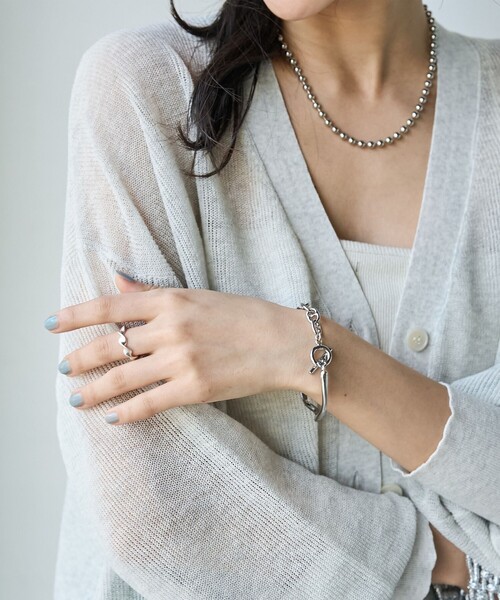 coen（コーエン）の「ニュアンスメタル＆アンカーチェーンブレスレット（ブレスレット・レディース・ゴールド/シルバー・FREE）」の2枚目の写真