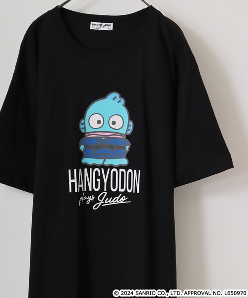 sanrio（サンリオ）の「Sanrio characters　プリント 半袖Tシャツ（Tシャツ/カットソー・メンズ・ネイビー/チャコール/ブラック系/オートミール/サックスブルー系1/ブルー系その他/ライトパープル/カーキ系/サックスブルー系/グリーン/ライトカーキ/レッド/ブラック系1/ホワイト系その他/ネイビー系1/グリーン系/ブラック系3/アイボリー系1/ホワイト系4/ホワイト/クリーム/ネイビー系/アイボリー系/ブラック系2/ホワイト系3/チャコールグレー/ブラック系4/ホワイト系その他2/杢グレー/ホワイト系5/サックスブルー/アイボリー/ピンクベージュ/ライトオレンジ系/ブラック/ホワイト系/ブルーグレー/ライトオレンジ系1/ホワイト系1/ホワイト系2/レッド系/ブルー系その他2・M/L/LL）」の12枚目の写真