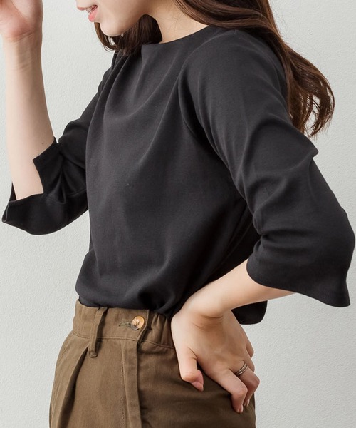 LARU(ラルー)の「7分丈 ボートネック トップス(Tシャツ/カットソー・レディース・杢グレー/オフホワイト/ブラック・L/M)」の14枚目の写真
