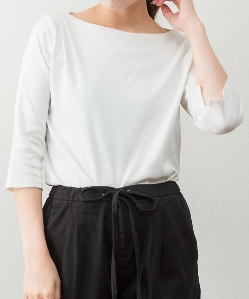 LARU(ラルー)の「7分丈 ボートネック トップス(Tシャツ/カットソー・レディース・杢グレー/オフホワイト/ブラック・L/M)」の19枚目の写真