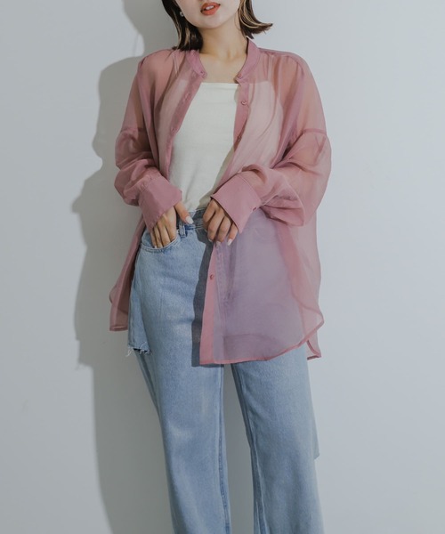 SENSE OF PLACE by URBAN RESEARCH(センスオブプレイスバイアーバンリサーチ)の「『一部WEB限定カラー』シアーシャンブレーシャツ(シャツ/ブラウス・レディース・グリーン/ブラウン/ライトベージュ/ブラック/ネイビー/ライトピンク/イエロー・ONE)」の17枚目の写真