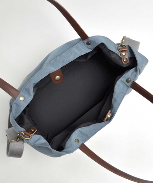 CLEDRAN（クレドラン）の「【軽量 2WAY】CL3701 LALI 2WAY FRONT POCKET TOTE（ショルダーバッグ・レディース・ブラック/ライトブラウン/グレイッシュブルー・FREE）」の12枚目の写真