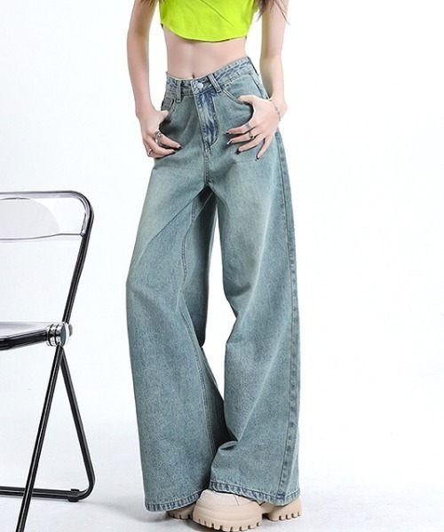 SHEENA(シーナ)の「スーパーワイドデニムパンツ(デニムパンツ・レディース・ライトブルー・S/M/L)」の11枚目の写真
