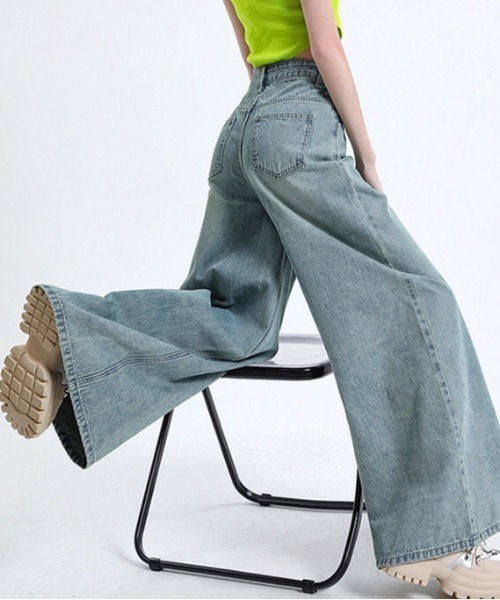 SHEENA(シーナ)の「スーパーワイドデニムパンツ(デニムパンツ・レディース・ライトブルー・S/M/L)」の12枚目の写真