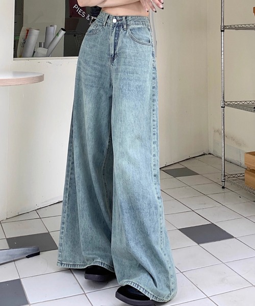 SHEENA(シーナ)の「スーパーワイドデニムパンツ(デニムパンツ・レディース・ライトブルー・S/M/L)」の20枚目の写真
