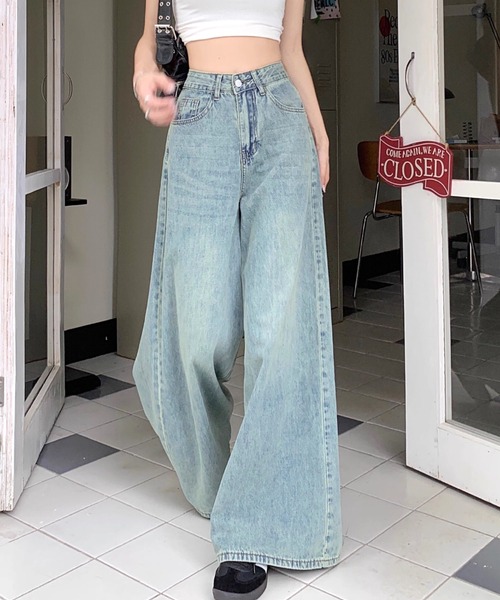 SHEENA(シーナ)の「スーパーワイドデニムパンツ(デニムパンツ・レディース・ライトブルー・S/M/L)」の22枚目の写真