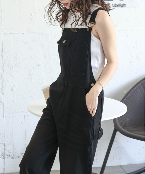 AMELY（エミリー）の「デニムオーバーオール（サロペット/オーバーオール・レディース・ブラック/ブルー・L/M）」の4枚目の写真