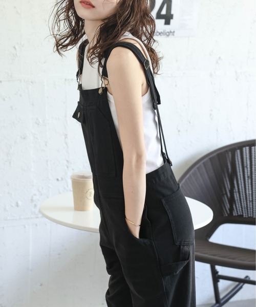AMELY（エミリー）の「デニムオーバーオール（サロペット/オーバーオール・レディース・ブラック/ブルー・L/M）」の5枚目の写真