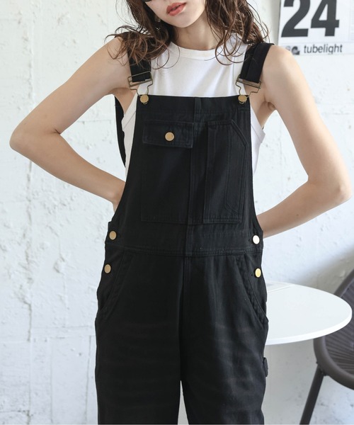 AMELY（エミリー）の「デニムオーバーオール（サロペット/オーバーオール・レディース・ブラック/ブルー・L/M）」の3枚目の写真