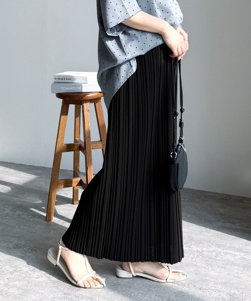 美品 25AW レサージュ ロングプリーツスカート 36 ブラック セール】【シリーズ累計販売数178,150枚突破！】迷わず着れる！大人の