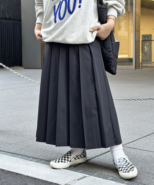 CPCM（シーピーシーエム）の「プリーツミディスカート（スカート