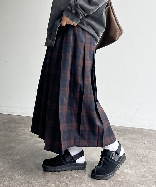 CPCM（シーピーシーエム）の「プリーツミディスカート（スカート・レディース・ブラック/グレー/ネイビー/ベージュ・FREE）」の18枚目の写真