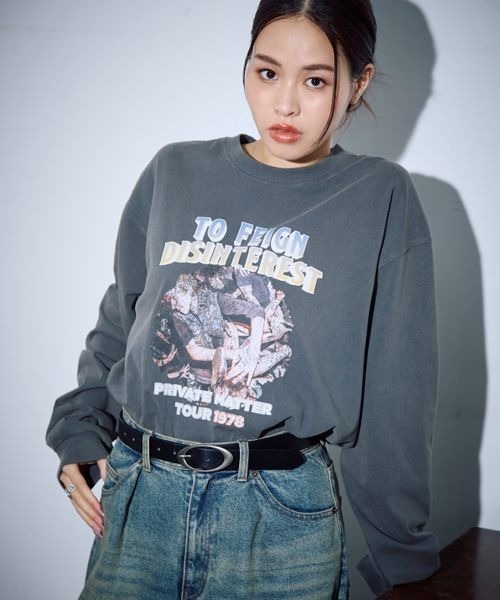 PBLIM(ページボーイリム)の「PBLIM/ロックバンドロンT(Tシャツ/カットソー・レディース・チャコールグレー/オフホワイト/ブラウン・LARGE/MEDIUM)」の2枚目の写真