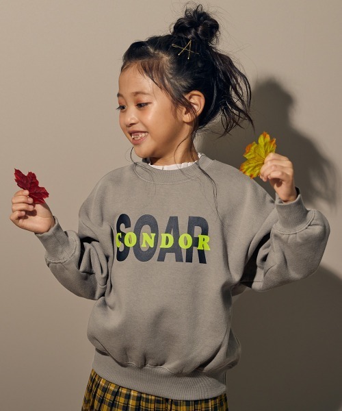 devirock(デビロック)の「デビラボ プリント 裏起毛 BIGシルエットトレーナー(スウェット・キッズ・その他4/その他7/その他9/その他12/その他6/その他8/その他10/その他1/その他2/その他3/その他5/その他11/その他20/その他14/その他15/その他16/その他17/その他18/その他13/その他19・90cm/100cm/110cm/120cm/130cm/140cm/150cm/160cm)」の4枚目の写真