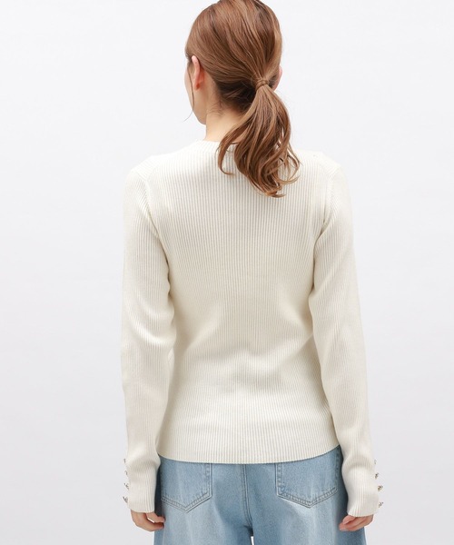 LAKOLE（ラコレ）の「12ゲージリブ袖ボタンプルオーバー / 116714（ニット/セーター・レディース・ライトブルー/ブラック/オレンジ/グレー/アイボリー/ホワイト×ブラック・SMALL/MEDIUM）」の12枚目の写真