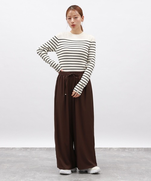 LAKOLE（ラコレ）の「12ゲージリブ袖ボタンプルオーバー / 116714（ニット/セーター・レディース・ライトブルー/ブラック/オレンジ/グレー/アイボリー/ホワイト×ブラック・SMALL/MEDIUM）」の13枚目の写真