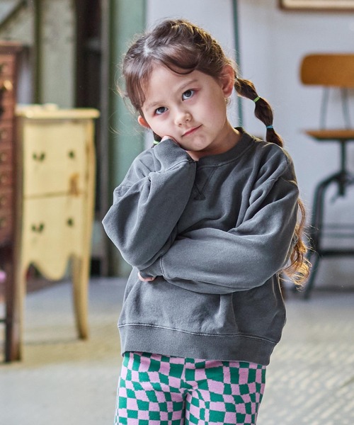 BIG FIELD（ビッグフィールド）の「ピグメントスウェット（スウェット・キッズ・チャコール/ブルー/ライトグリーン/パープル/オフホワイト/オレンジ・100/130/120/110/95/90/80/140/150）」の17枚目の写真