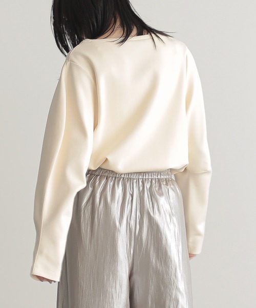 for/c（フォーシー）の「ダンボールコクーン袖プルーバー【サスティナブル】（Tシャツ/カットソー・レディース・ブラック/アイボリー/チャコールグレー・L/M）」の18枚目の写真