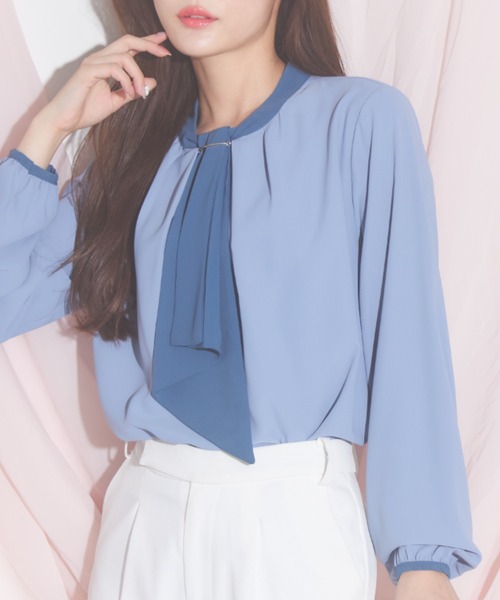 tocco closet(トッコ クローゼット)の「【ZOZO限定】バイカラーボウタイブラウス(シャツ/ブラウス・レディース・オフホワイト/ブルー/ブラック/ピンク・M)」の4枚目の写真