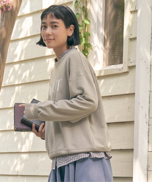 LBC（エルビーシー）の「ステッチ刺繍ロゴ裏毛プルオーバー（スウェット・レディース・ベージュ/グリーン/ワインレッド/その他6・M/L）」の10枚目の写真