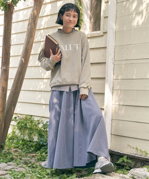 LBC（エルビーシー）の「ステッチ刺繍ロゴ裏毛プルオーバー（スウェット・レディース・ベージュ/グリーン/ワインレッド/その他6・M/L）」の11枚目の写真