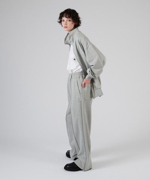 ONCILY（オンシェリー）の「STAND NECK FULL-ZIP SWEAT / スタンドネックフルジップスウェット（スウェット・メンズ・ブラック/杢グレー・LARGE/MEDIUM/SMALL）」の15枚目の写真