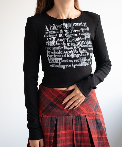 dispark(ディスパーク)の「DISPARK/ヘンリーネックグラフィックピチトップス(Tシャツ/カットソー・レディース・アイボリー/ブラック・FREE)」の1枚目の写真