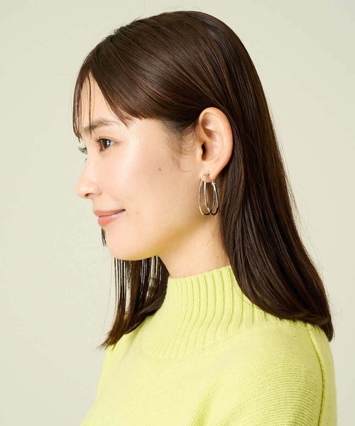 a.v.v(アーヴェヴェ)の「ダブルフープピアス(ピアス(両耳用)・レディース・シルバー/ゴールド・38)」の6枚目の写真