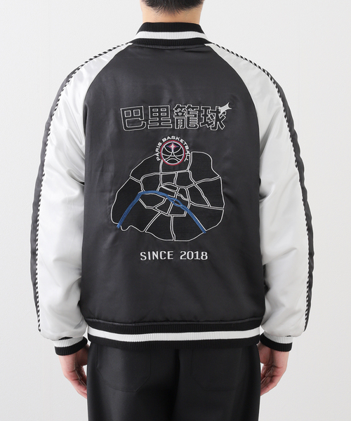 417 EDIFICE（フォーワンセブンエディフィス）の「PARIS BASKETBALL(パリ バスケットボール) 別注 リバーシブル スカブルゾン（スカジャン・メンズ・ブラック・MEDIUM/LARGE/X-LARGE）」の19枚目の写真