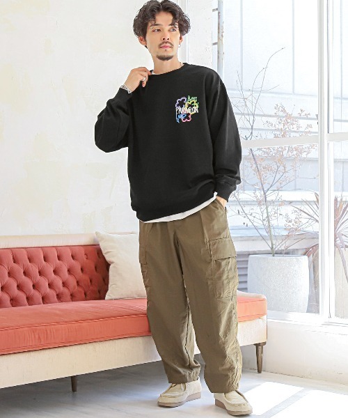 LUXSTYLE（ラグスタイル）の「裏起毛スプレーアート発泡プリントトレーナー（スウェット・メンズ・ホワイト/ブラック・M/L）」の9枚目の写真