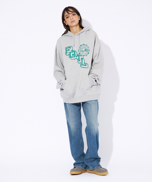 FRUIT OF THE LOOM（フルーツオブザルーム）の「【FRUIT OF THE LOOM/フルーツオブザルーム】FTLカレッジロゴレトロパーカー/ RETRO LOGO HOODIE（パーカー・メンズ・ネイビー/グレー/ブラック・M/XL/L）」の11枚目の写真