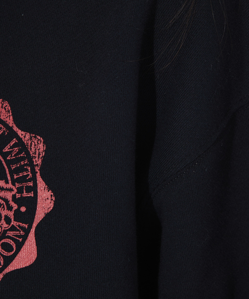 FRUIT OF THE LOOM（フルーツオブザルーム）の「【FRUIT OF THE LOOM/フルーツオブザルーム】FTLカレッジロゴレトロパーカー/ RETRO LOGO HOODIE（パーカー・メンズ・ネイビー/グレー/ブラック・M/XL/L）」の7枚目の写真