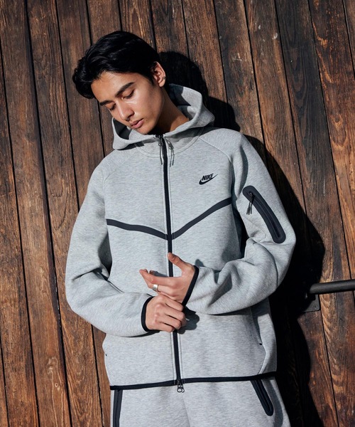 セットアップ対応商品》ナイキ テック メンズ フルジップ