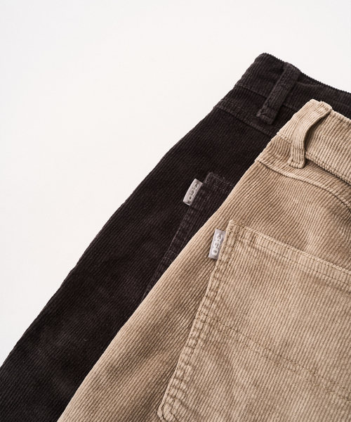 417 EDIFICE（フォーワンセブンエディフィス）の「360 / three sixty OG Baggy Fit 5 Pocket Cord Trousers（スラックス・メンズ・チャコールグレー/ベージュ・30/32/34）」の8枚目の写真