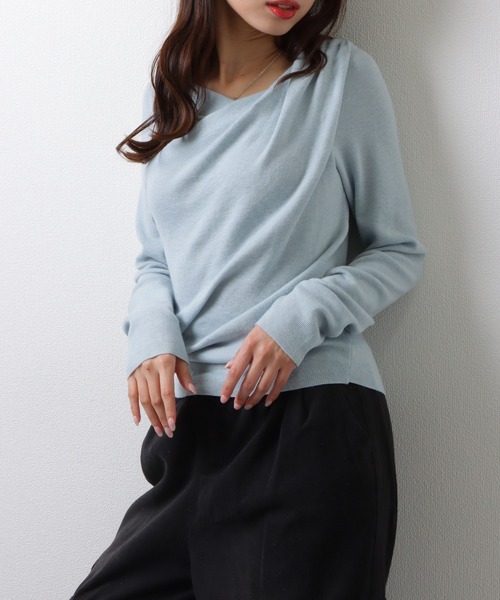 Lace Ladies（レースレディース）の「ソリッドカラー アシンメトリー ドレープ ニット プルオーバー（ニット/セーター・レディース・アイボリー/ブラック/ブルーグレー・M）」の3枚目の写真