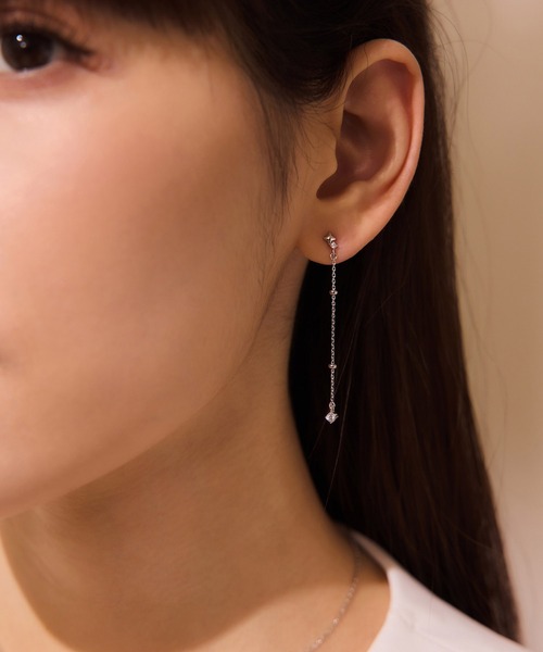 vacanza（ヴァカンザ）の「vacanza V Class(R)｜女神・オーロラ・オールシルバーアメリカンピアス（ピアス（両耳用）・レディース・ゴールド/シルバー・FREE）」の5枚目の写真