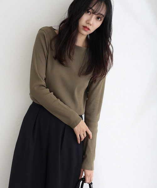 ElegChic(エレグシック)の「2×2リブボートネックニット(ニット/セーター・レディース・ベージュ/オフホワイト/杢グレー/ブラック/カーキ・M/L/XL/XXL/4L)」の5枚目の写真