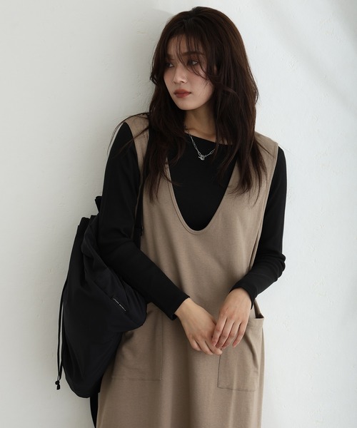 ElegChic(エレグシック)の「2×2リブボートネックニット(ニット/セーター・レディース・ベージュ/オフホワイト/杢グレー/ブラック/カーキ・M/L/XL/XXL/4L)」の7枚目の写真