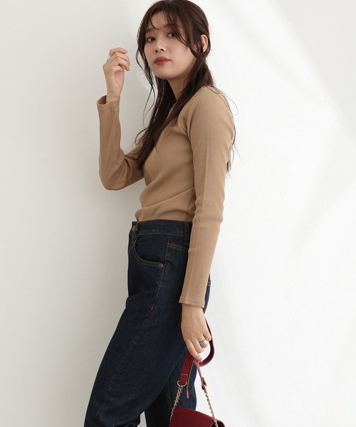 ElegChic(エレグシック)の「2×2リブボートネックニット(ニット/セーター・レディース・ベージュ/オフホワイト/杢グレー/ブラック/カーキ・M/L/XL/XXL/4L)」の11枚目の写真