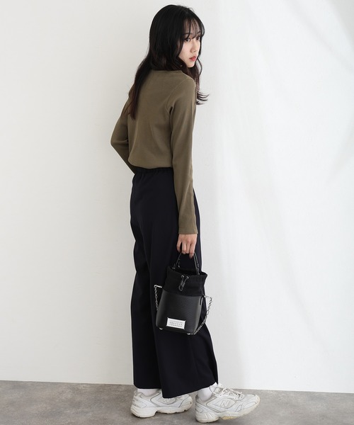 ElegChic(エレグシック)の「2×2リブボートネックニット(ニット/セーター・レディース・ベージュ/オフホワイト/杢グレー/ブラック/カーキ・M/L/XL/XXL/4L)」の15枚目の写真