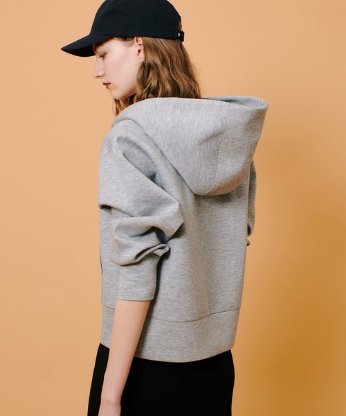 allureville(アルアバイル)の「◇ エアクッションフーディー(パーカー・レディース・グレー系その他/オフホワイト・2)」の11枚目の写真