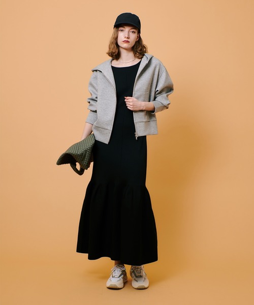 allureville(アルアバイル)の「◇ エアクッションフーディー(パーカー・レディース・グレー系その他/オフホワイト・2)」の13枚目の写真