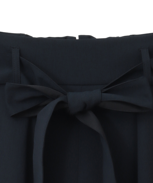 Liesse（リエス）の「ベルト付きタイトスカート（スカート・レディース・ベージュ/ネイビー・2/3）」の8枚目の写真