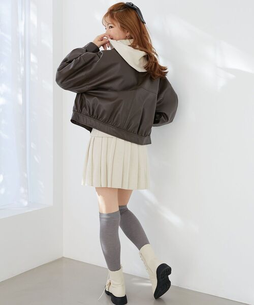 MAJESTIC LEGON（マジェスティックレゴン）の「2wayリボンバイカラーブルゾン（ブルゾン・レディース・ブラウン/ブラック/アイボリー・MEDIUM/X-SMALL/SMALL）」の14枚目の写真