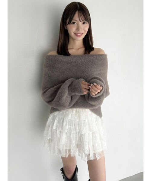 dazzlin（ダズリン）の「シャギーオフショルニットプルオーバー（ニット/セーター・レディース・レッド/ピンク/ブラウン/パープル/オフホワイト・FREE）」の20枚目の写真