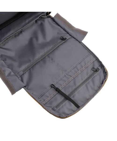 COLEMAN（コールマン）の「アウトビズドーム３０（ブラック）（ビジネスバッグ・レディース・ブラック・30L）」の6枚目の写真