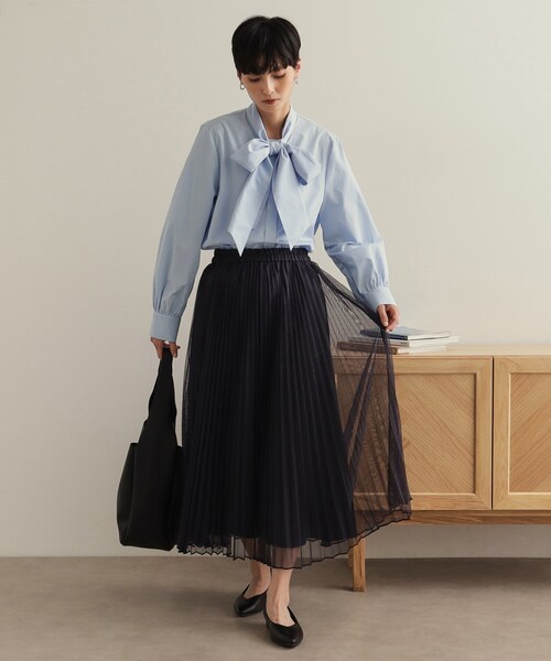 OPAQUE.CLIP(オペークドットクリップ)の「《STORY掲載》ボウタイシャツブラウス/通勤・セレモニー対応【洗濯機洗い可】(シャツ/ブラウス・レディース・ライトブルー/ホワイト・38/40/42/36)」の9枚目の写真