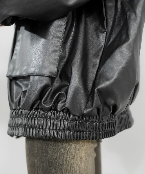 SPINNS（スピンズ）の「ヴィンテージライク合皮A-2ジャケット（ブルゾン・レディース・ブラック/ブラウン系その他・ONESIZE）」の12枚目の写真