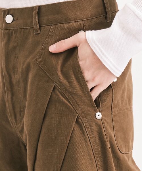 CONZ（コンズ）の「DUCK CURVED PANTS（チノパンツ・メンズ・チャコールグレー/ブラック/キャメル・1/2/3）」の11枚目の写真