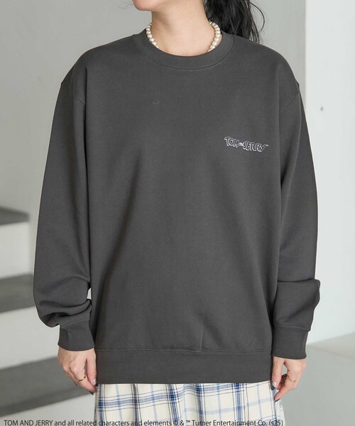 FREAK'S STORE(フリークスストア)の「Tom and Jerry /バックフォトプリントスウェット(スウェット・レディース・オフホワイト/チャコール/イエロー・フリ-)」の17枚目の写真